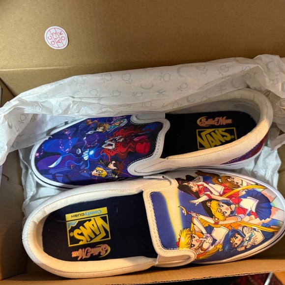 Sailor Moon Classic x Van cushion slip on - Picture 7 of 10
